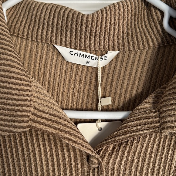Commense | Cropped Ribbed Blouse - Picture 2 of 4